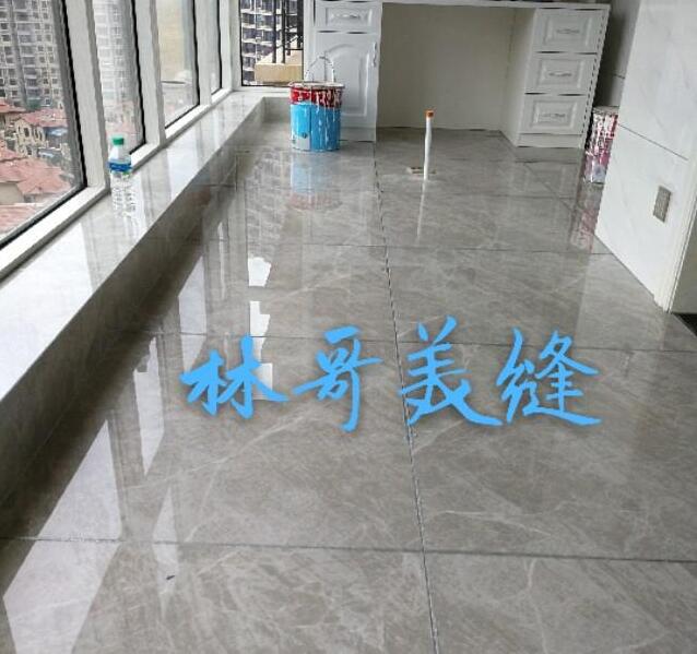 卫生间灰色地砖为什么不推荐用贵族银?(图2) 卫生间灰色地砖为什么不推荐用贵族银?(图2)